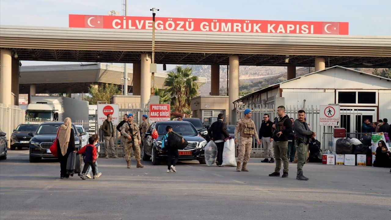 Hatay'da Suriyelilere Mobil Hizmet Desteği