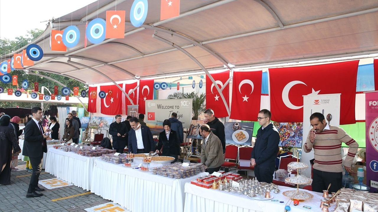 İslamabad'da Yabancı Kültürlerin Tanıtıldığı Kermes Düzenlendi