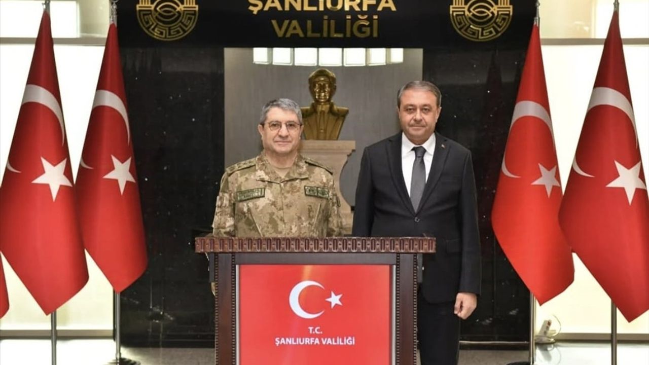 Kara Kuvvetleri Komutanı Bayraktaroğlu'ndan Şanlıurfa Ziyareti