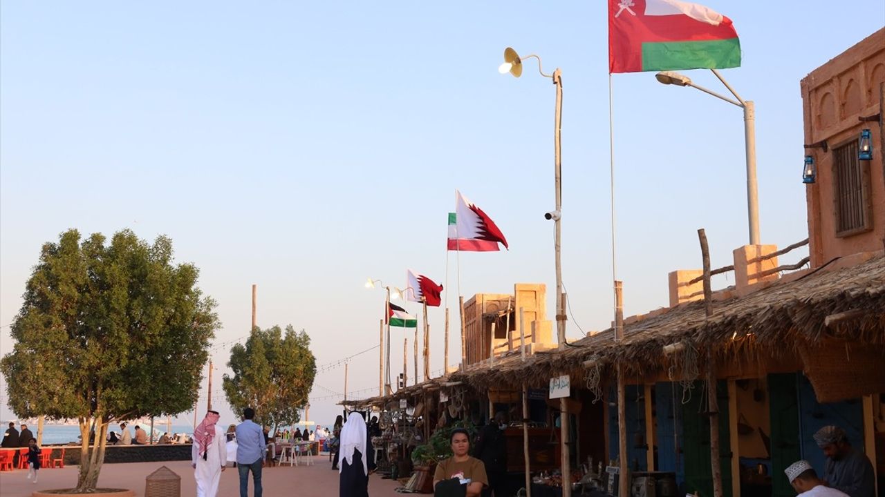 Katar'da 14. Geleneksel Dhow Festivali Başladı