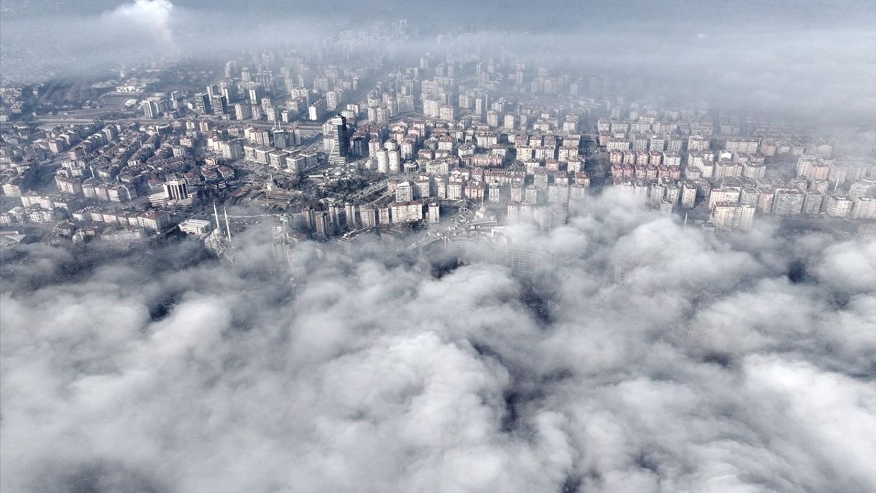 Konya'daki Sis Bulutu Dronla Görüntülendi