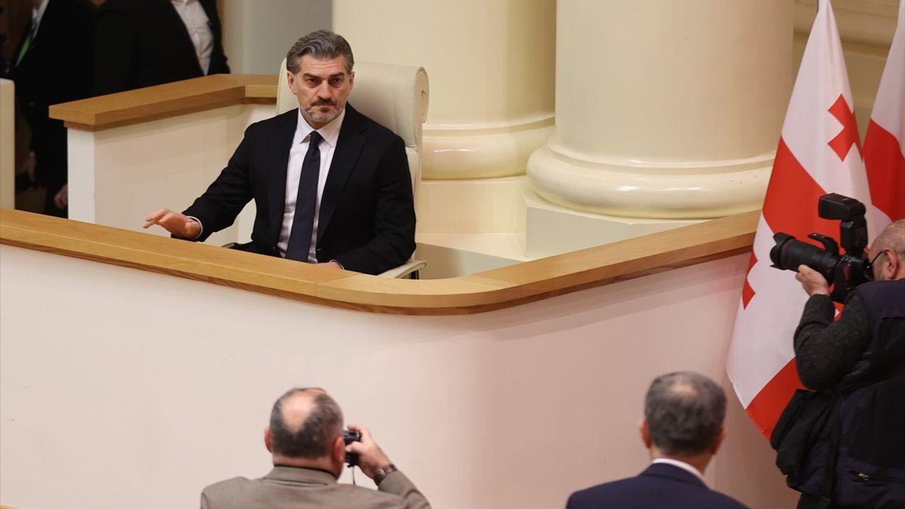 Mikheil Kavelaşvili Gürcistan'ın 6. Cumhurbaşkanı Seçildi