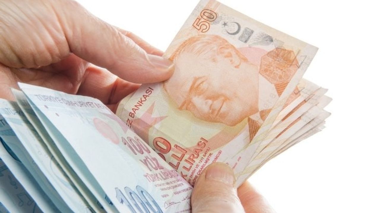 Öğrencilere 10 aylık destek! On binlercesine 10.000 TL ödenecek