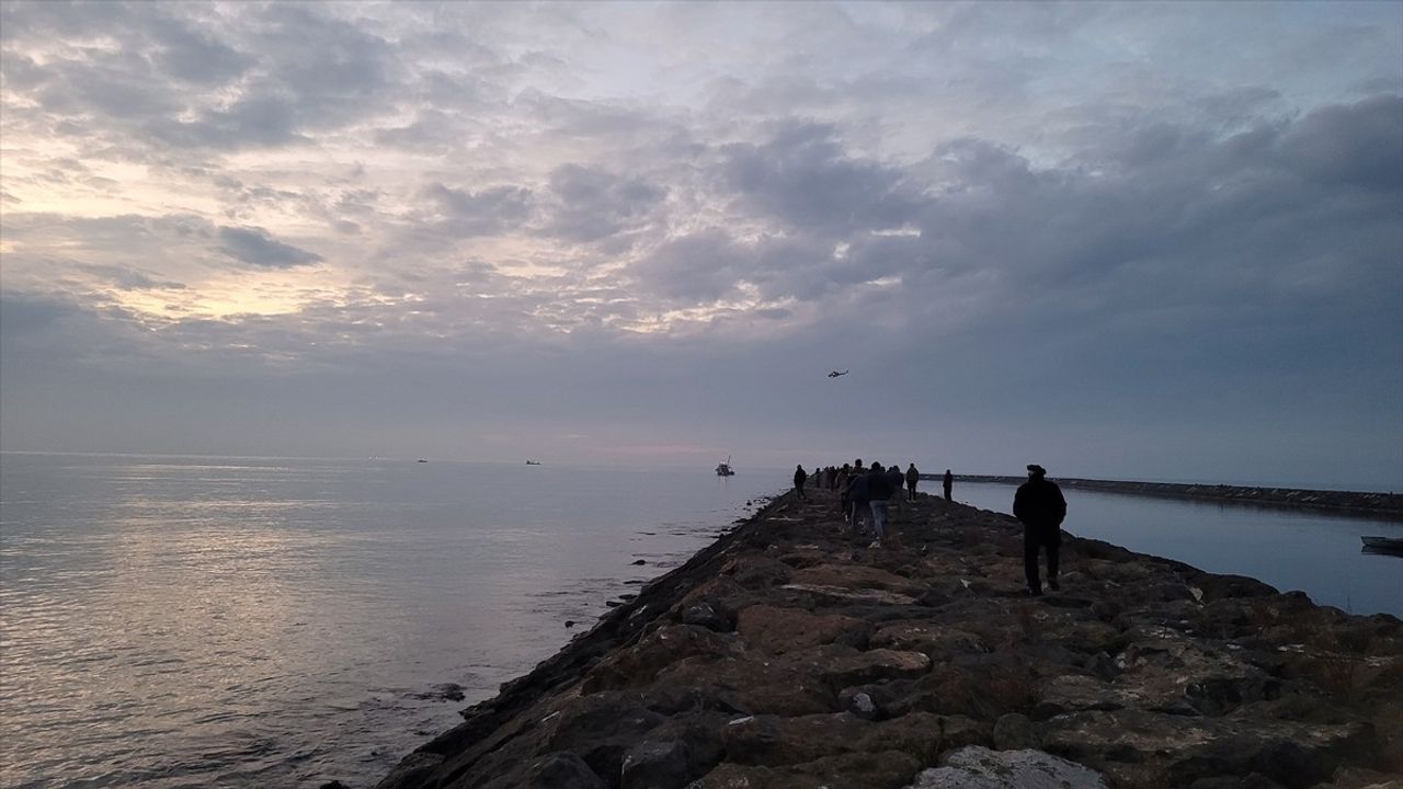 Samsun'da Kayıp Balıkçılar İçin Arama Kurtarma Faaliyeti