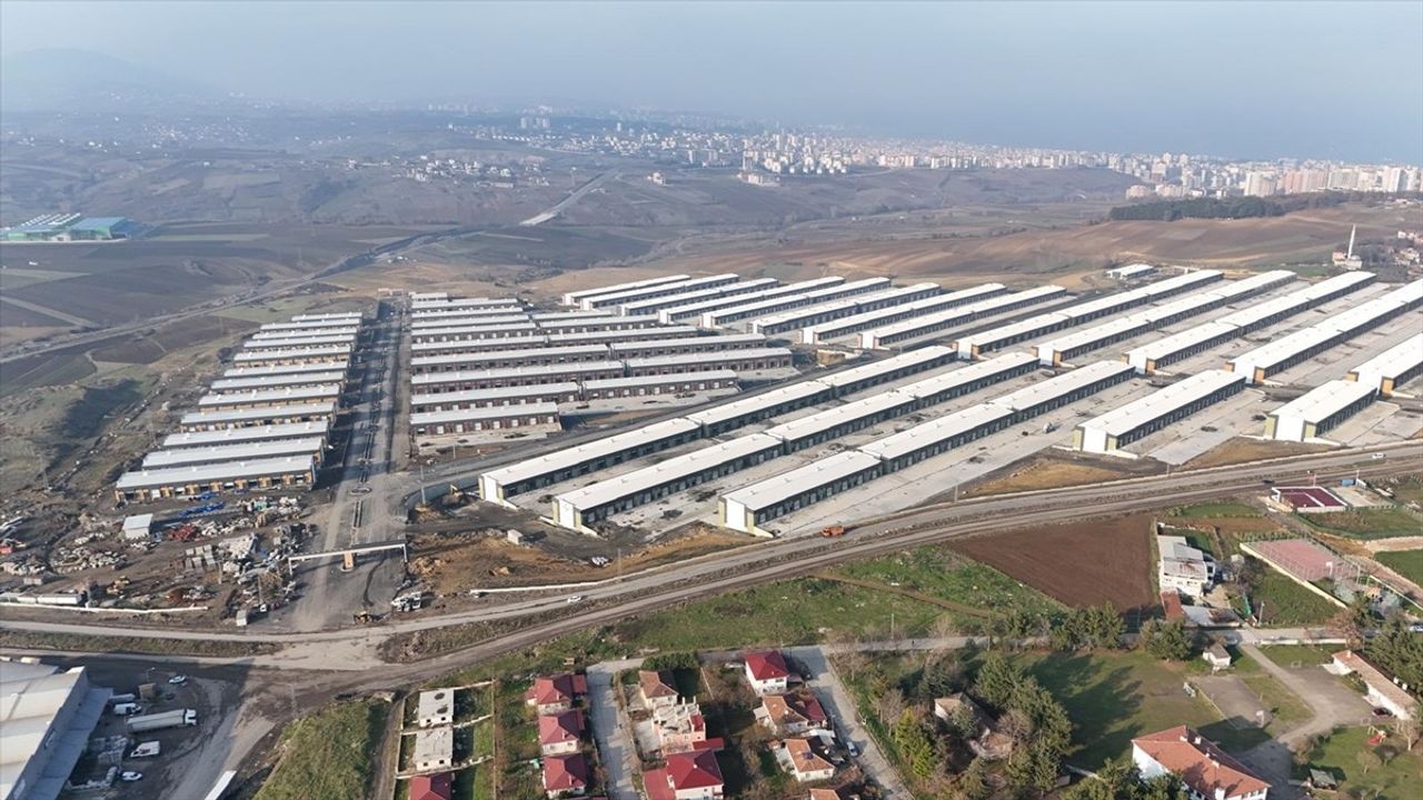 Samsun'da Toybelen Sanayi Sitesi'nde Dükkan Teslimleri Başlıyor