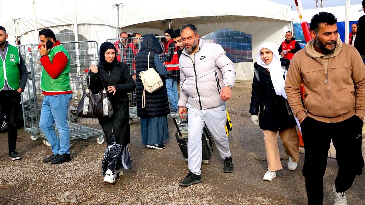 Suriyelilerin Hatay'daki Ülkesine Dönüşleri Devam Ediyor