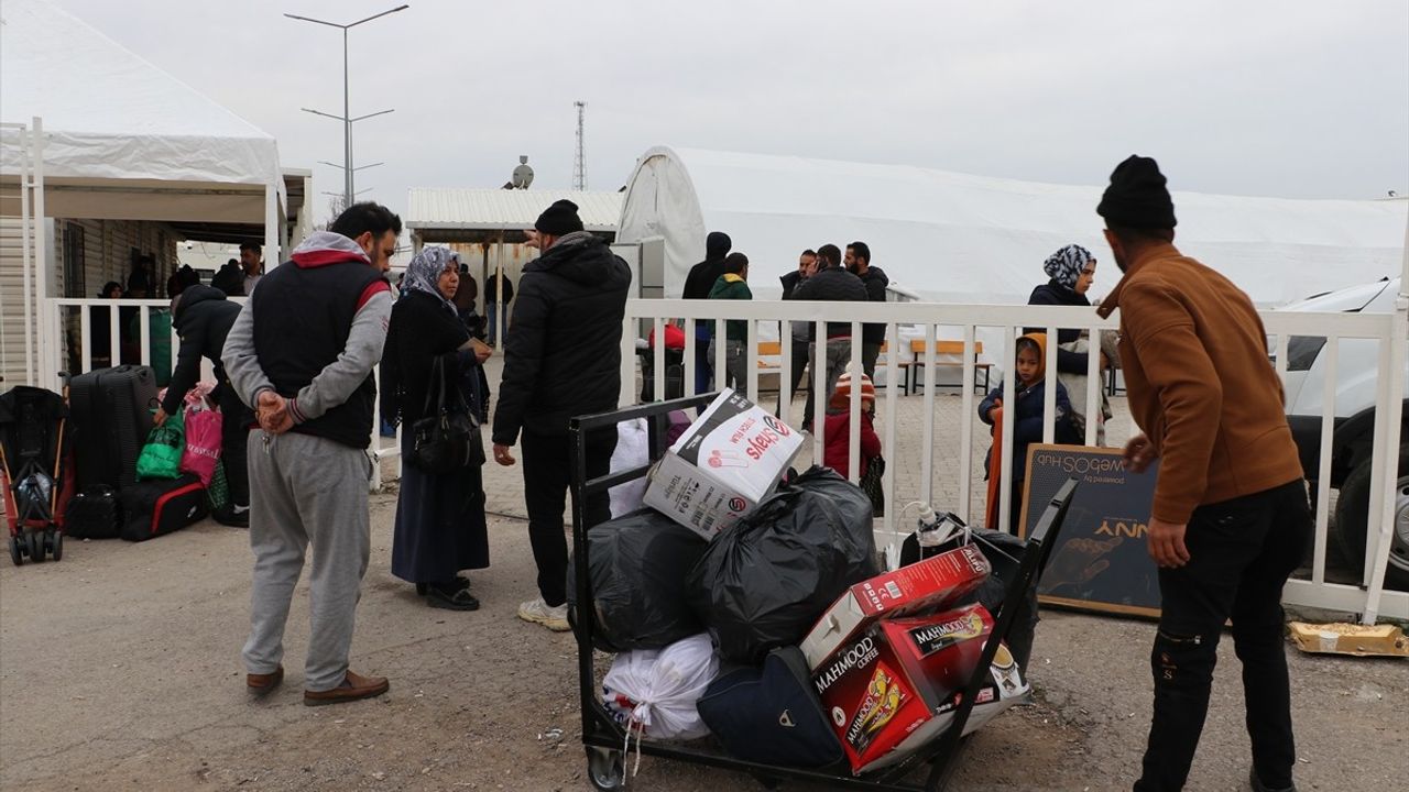 Suriyelilerin Kilis'ten Ülkelerine Dönüş Süreci Devam Ediyor