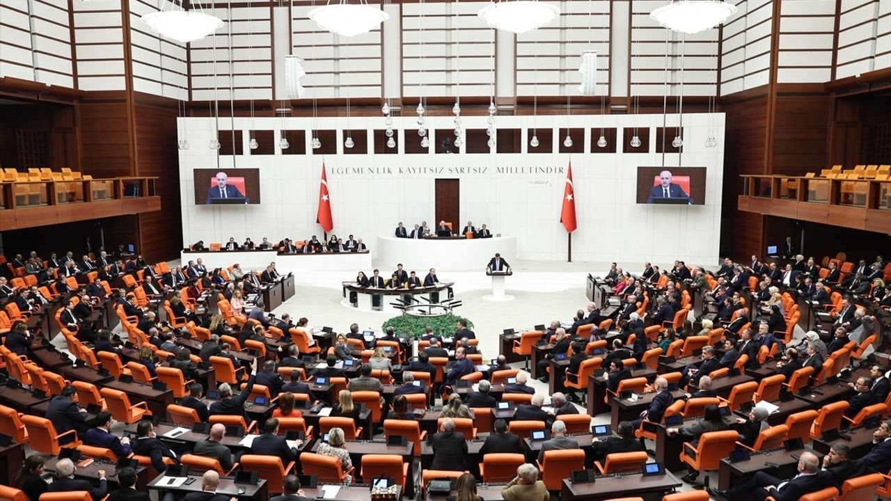 TBMM Başkanı Kurtulmuş: 2025 Bütçesi Ülkemize Hayırlı Olsun