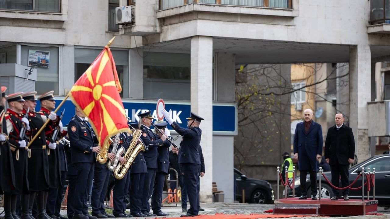 TBMM Başkanı Kurtulmuş, Kuzey Makedonya'da Resmi Törenle Karşılandı