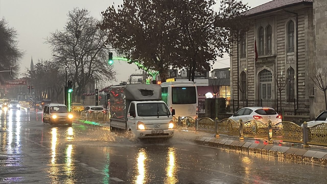 Trakya'nın Üç İlinde Sağanak Yağış Etkili