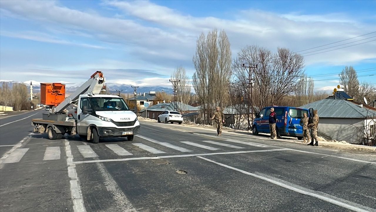 Van'da Aileler Arasında Kavga: 15 Yaralı