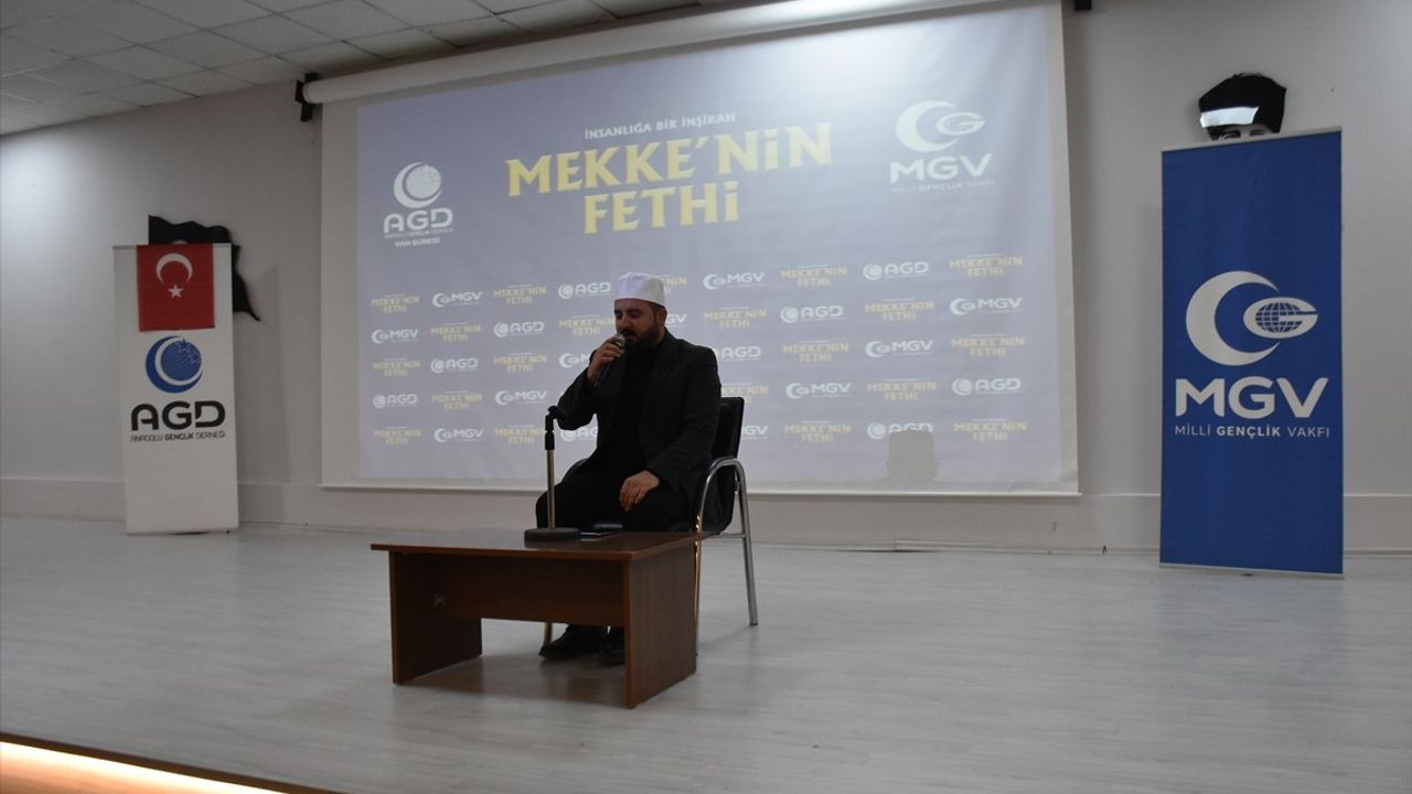 Van'da Mekke'nin Fethi ve Kudüs Gecesi Etkinliği