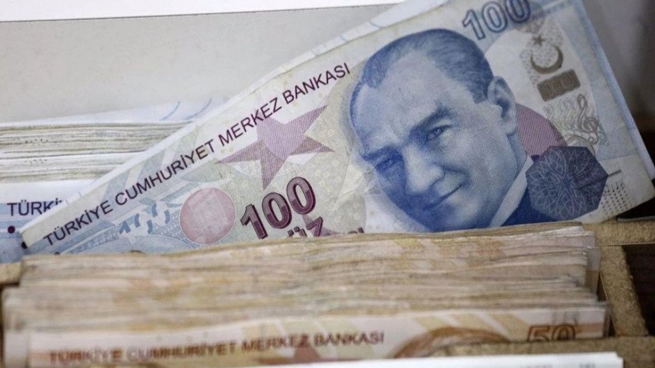 Yeni Yıl Öncesi Promosyon Artışı: Yapı Kredi ve 76 Bin Lira Müjdesi