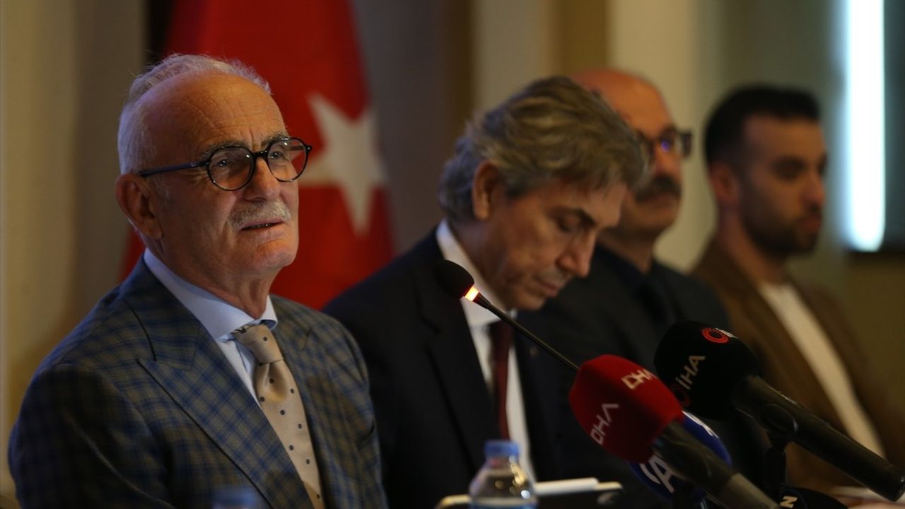 Yusuf Ziya Yılmaz: Muhalefet Halkın Hayatına Katkı Sunmuyor