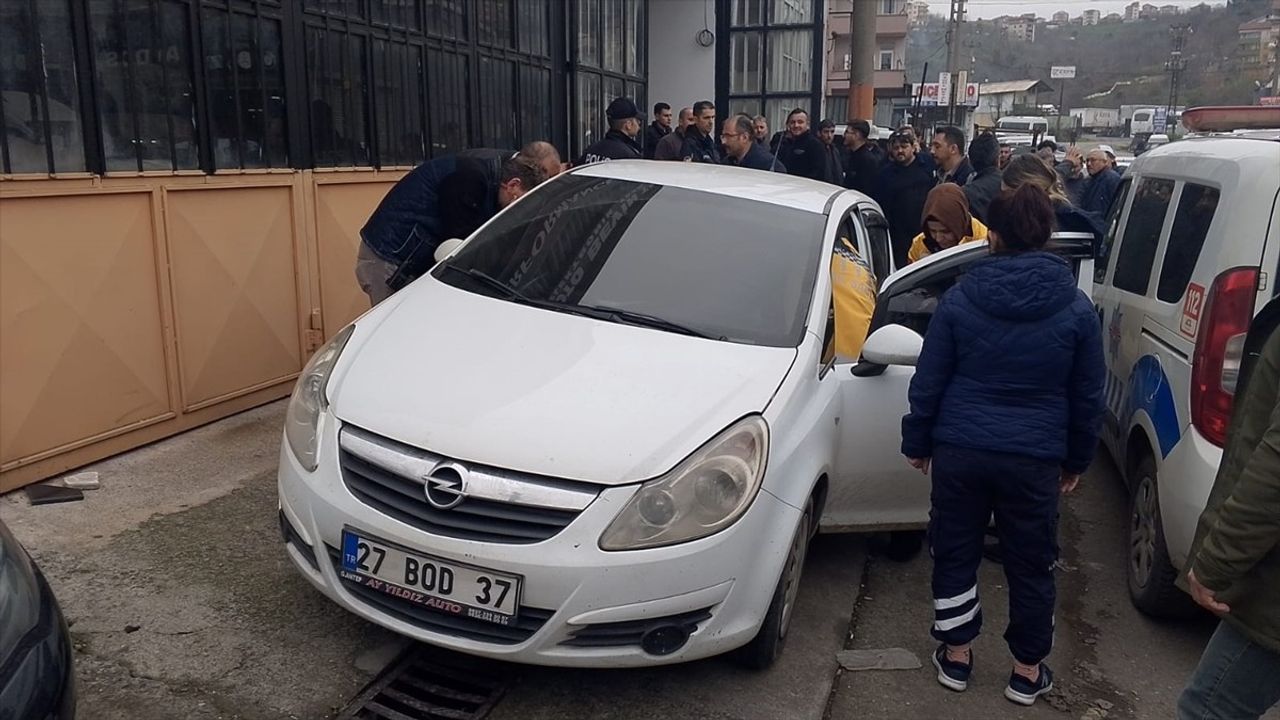 Zonguldak'ta Otomobilde Gizemli Ölüm