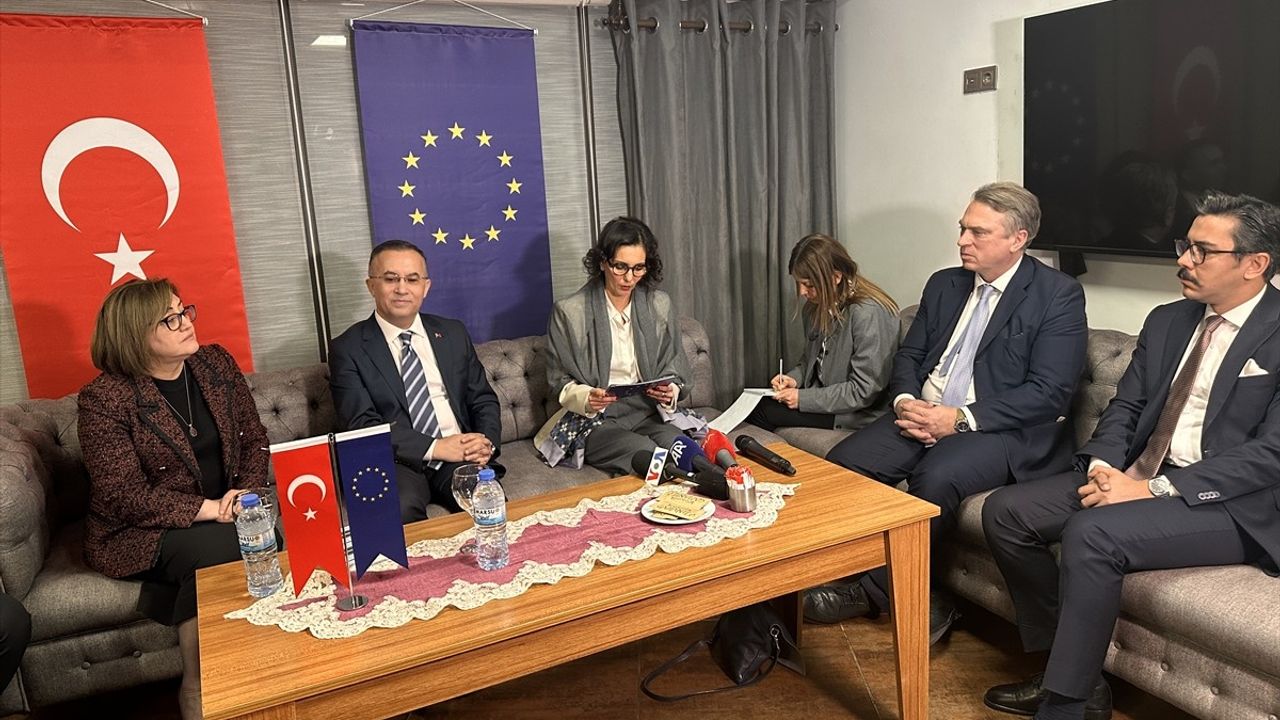 AB Komisyonu Üyesi Lahbib Gaziantep'te Destekleri Değerlendirdi