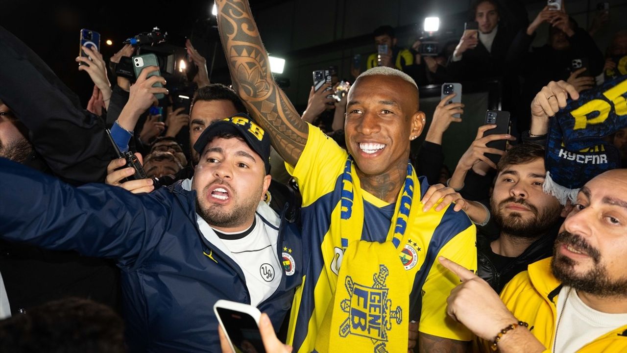 Anderson Talisca, Fenerbahçe İçin İstanbul'a Geldi