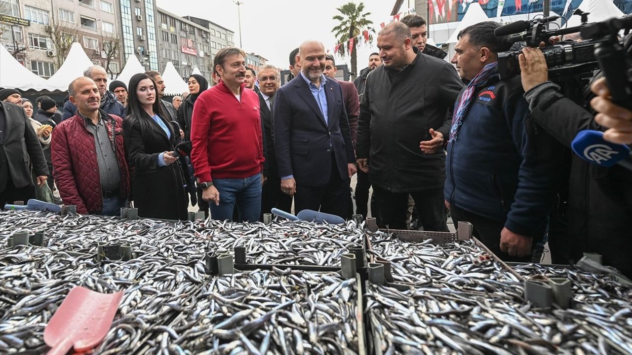 Bahçelievler'de Geleneksel Hamsi Festivali Coşkuyla Gerçekleşti