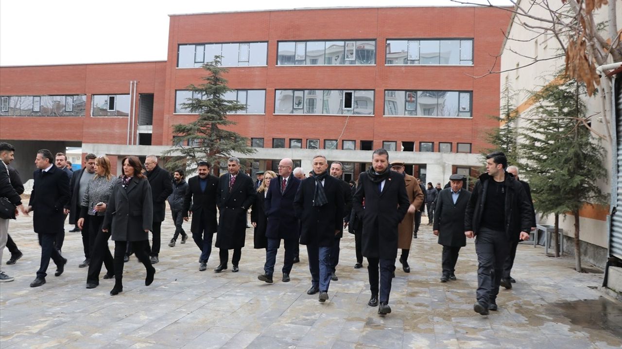 CHP'li Milletvekillerinden Elazığ Ziyareti