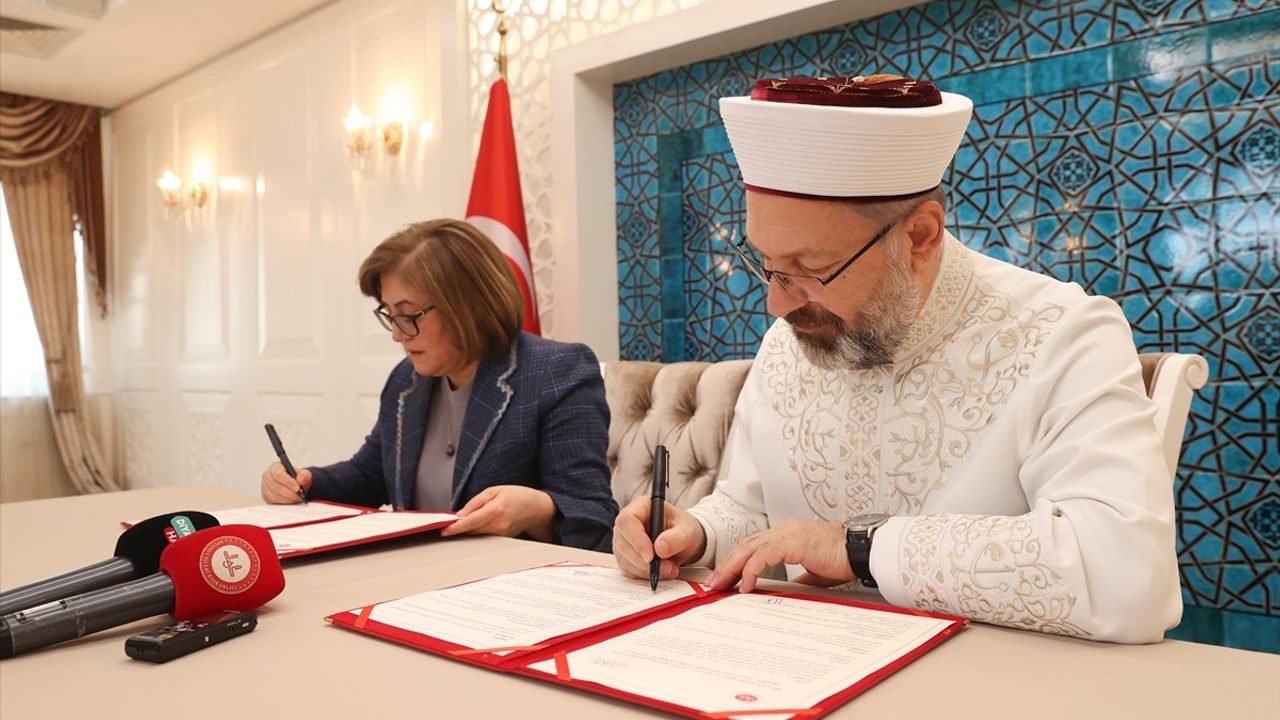 Diyanet ve Gaziantep Belediyesi'nden İşbirliği Protokolü