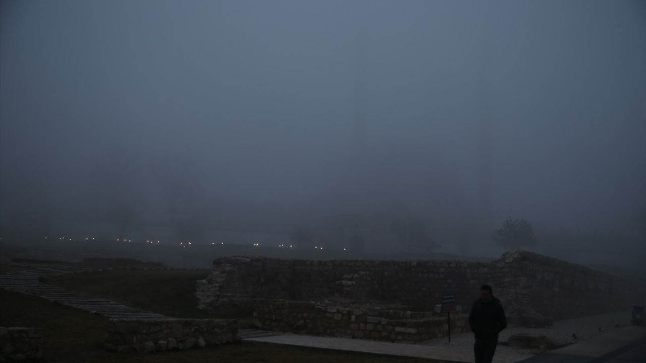 Edirne'de Etkili Olumsuz Sis Hava Koşulları