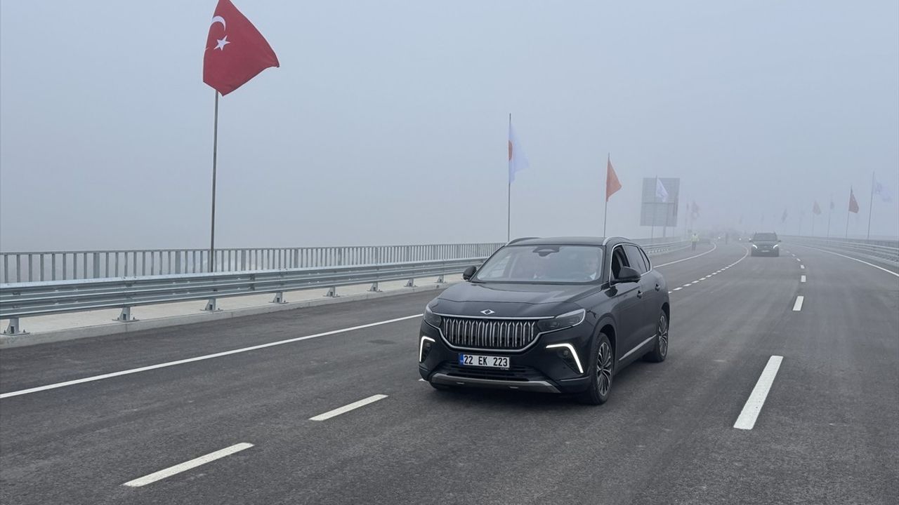 Edirne'de Hızlı Tren ve Bağlantı Yolu Açılışı: Ulaştırma ve Altyapı Bakanı Uraloğlu'ndan Önemli Açıklamalar