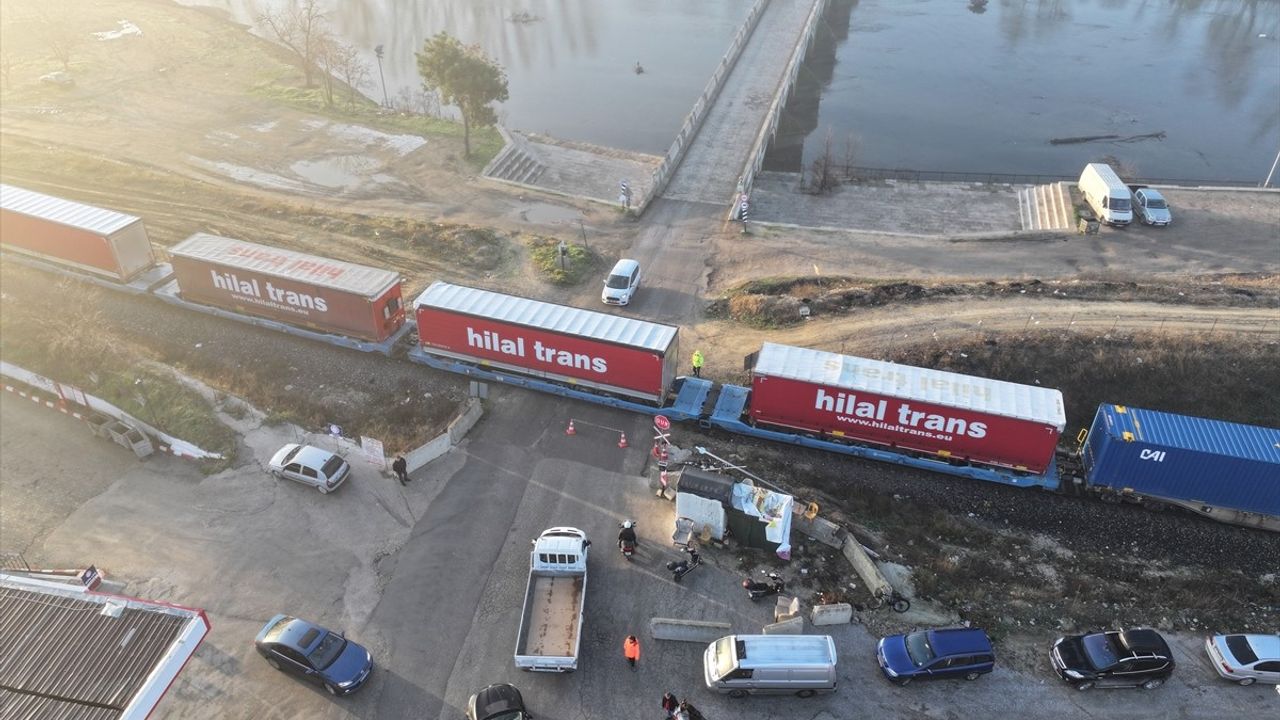 Edirne'de Tren Arızası Ulaşımı Aksattı