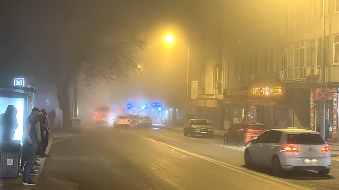 Edirne'de Yoğun Sis Etkisi