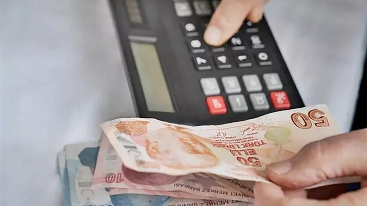 Emekli zammı promosyonları tetikledi: O bankalara giden yaşayacak 