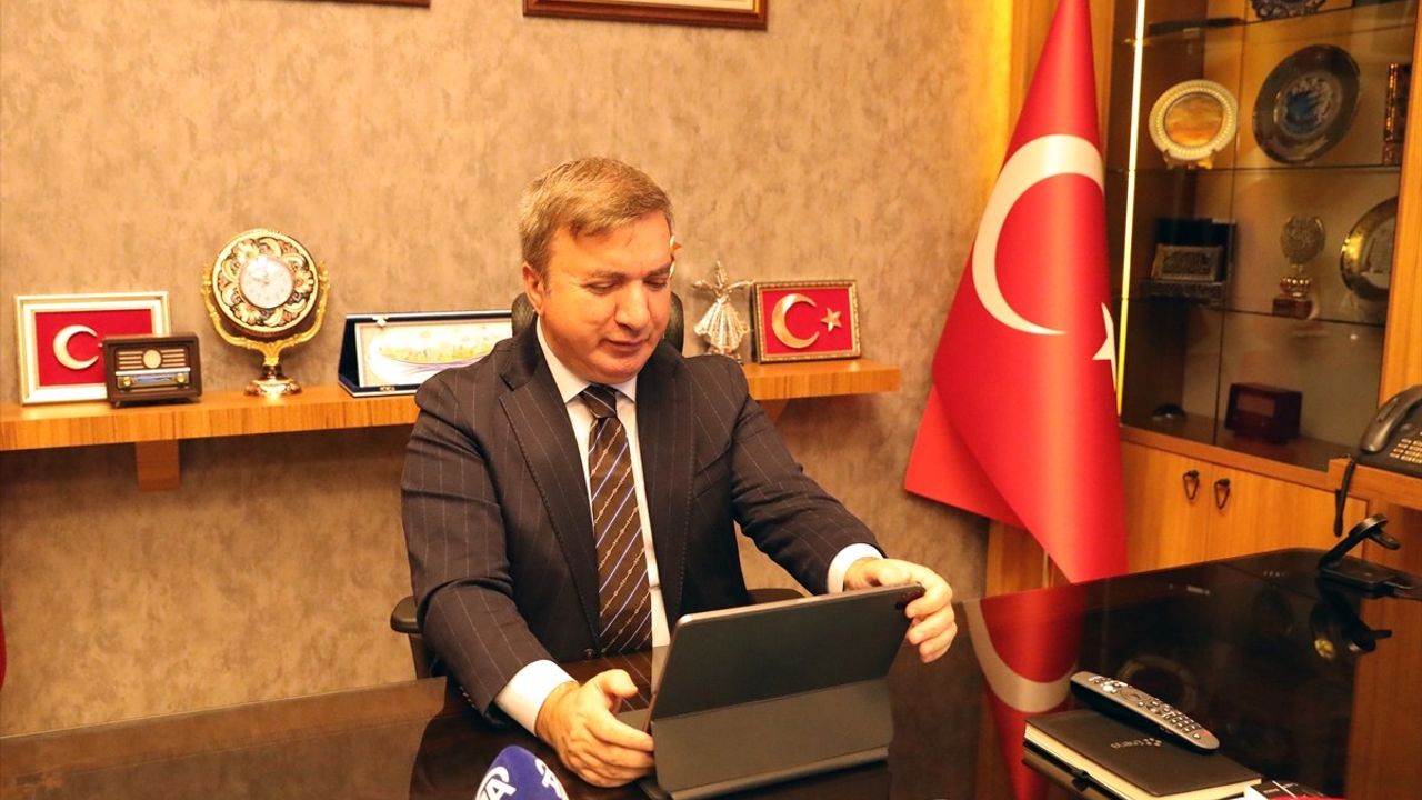 Erzincan Valisi Hamza Aydoğdu, AA'nın Yılın Kareleri Oylamasında