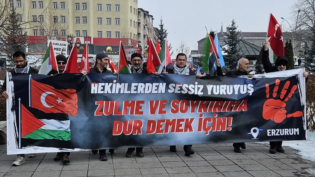 Erzurum'da Sağlık Çalışanlarından Gazze'ye Destek