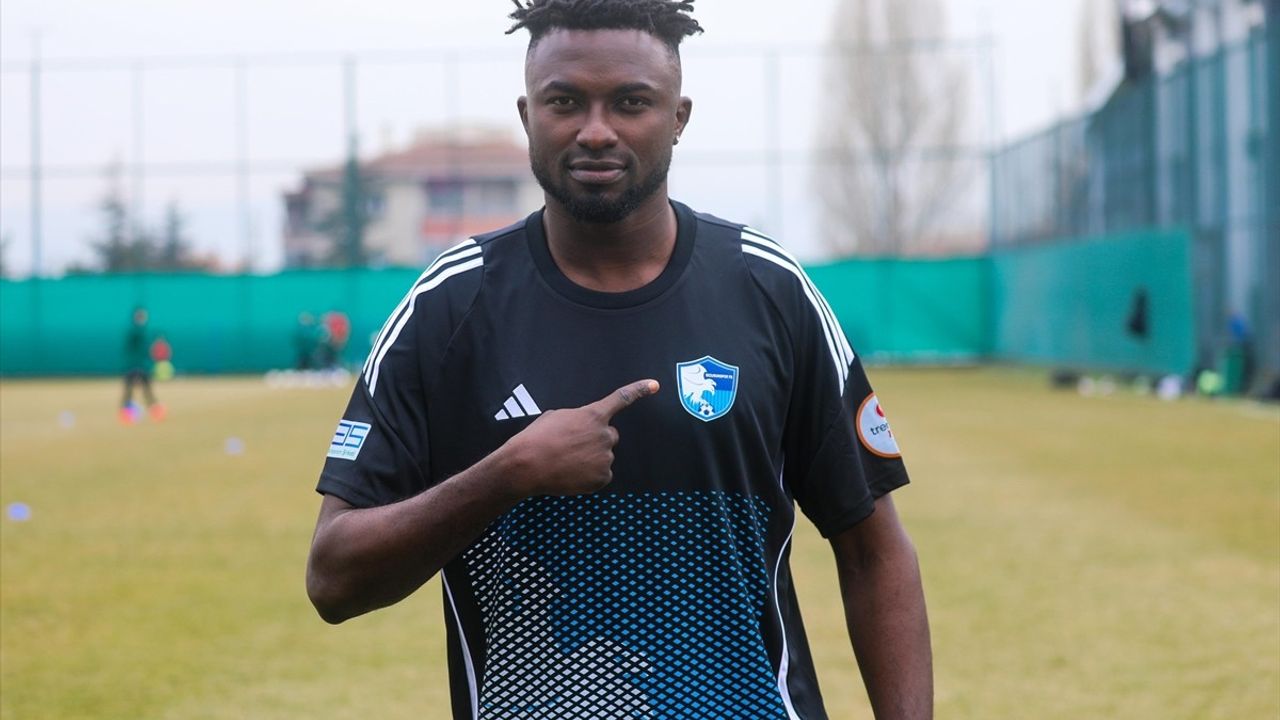 Erzurumspor FK, Santrfor Sylla Cheickne'yi Transfer Etti