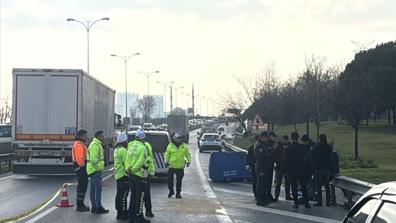 Esenler'de Motosiklet Kazası: Bir Hayat Kaybedildi