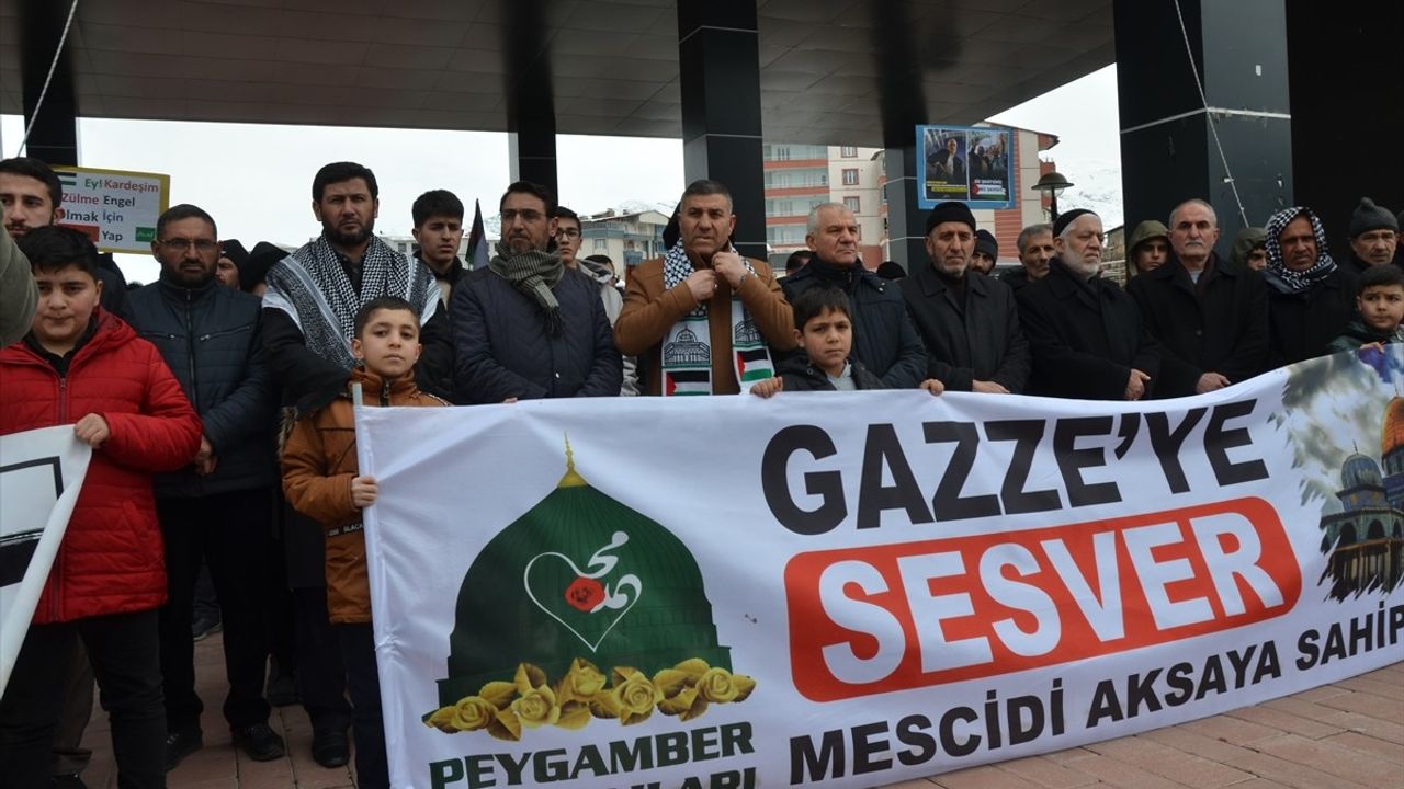 Gazze Ateşkesinin Sevinci Muş'ta Kutlandı