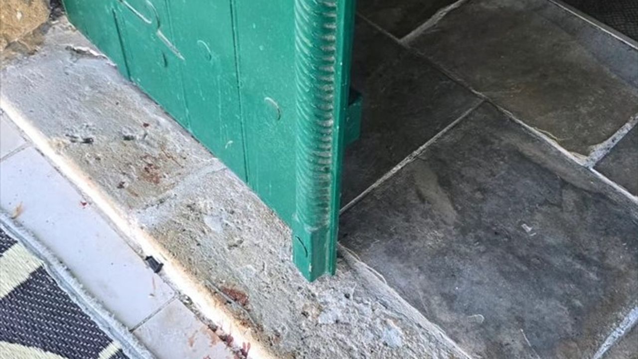 Güney Kıbrıs'taki Bayraktar Camisi'ne İki Ayrı Saldırı