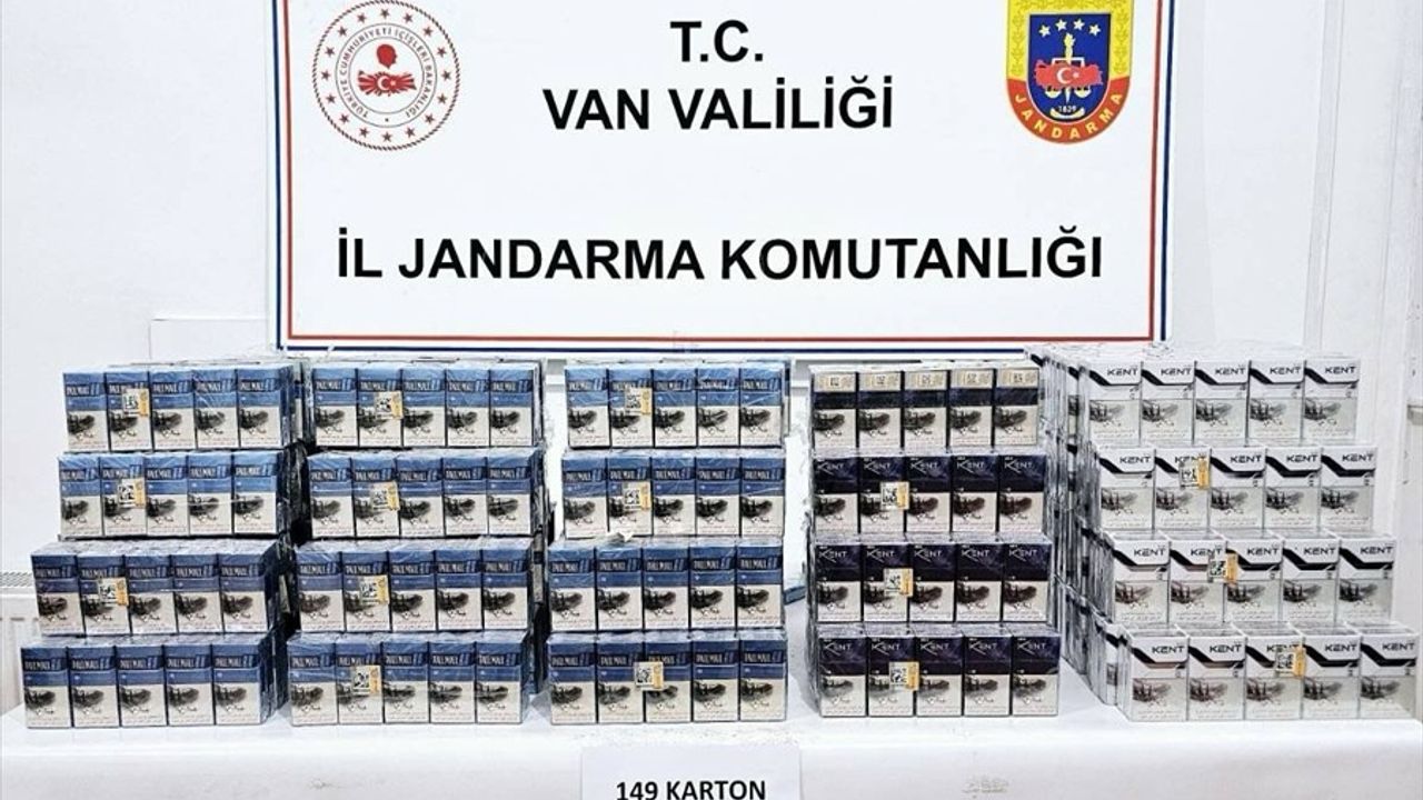 Kaçak Sigara Operasyonu: Van Muradiye'de 1490 Paket Ele Geçirildi