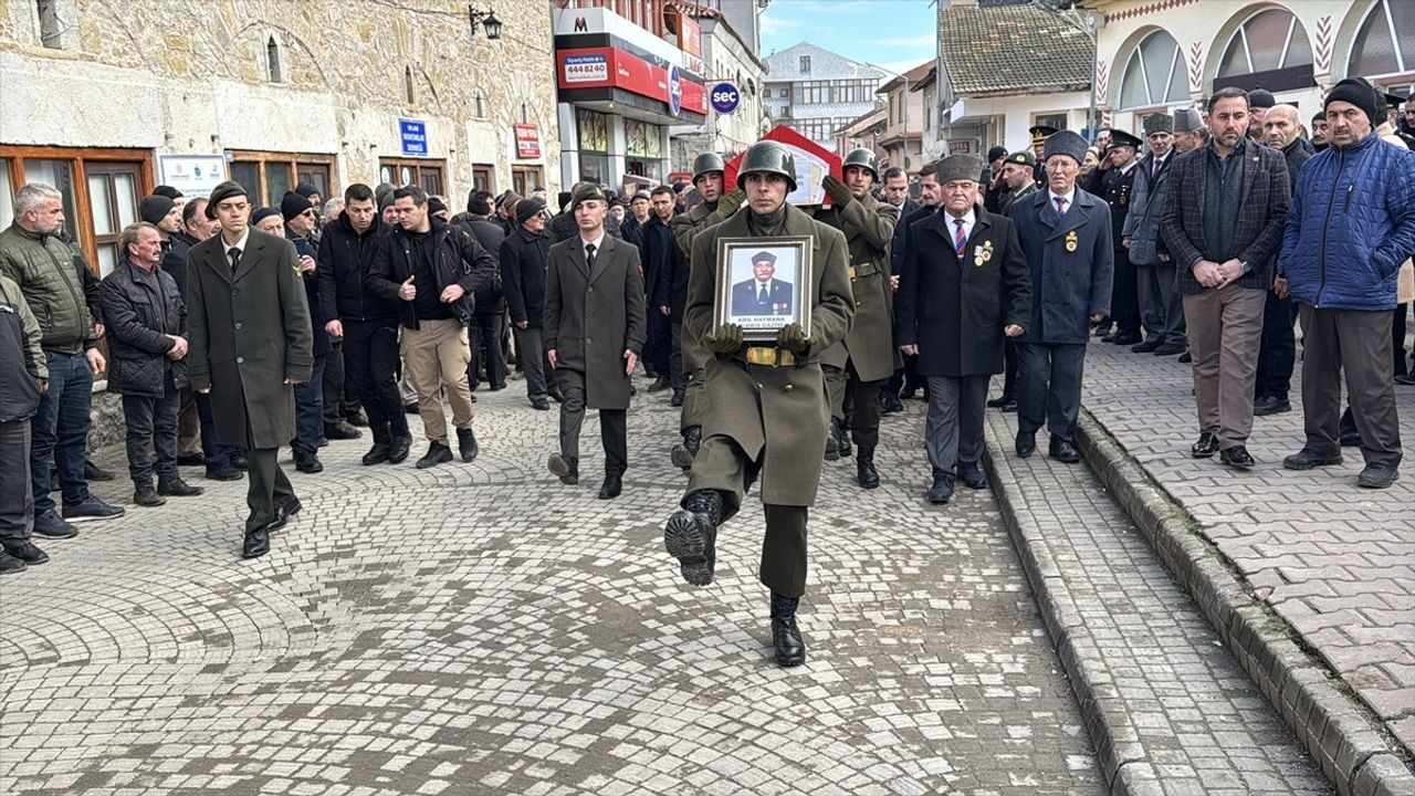 Karabük'te Kıbrıs Gazisi Adil Haymana Son Yolculuğuna Uğurlandı