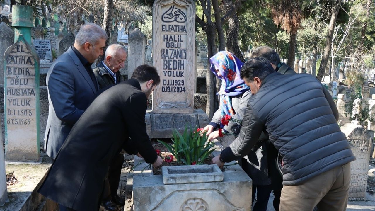 Kazancı Bedih Mezarı Başında Anıldı