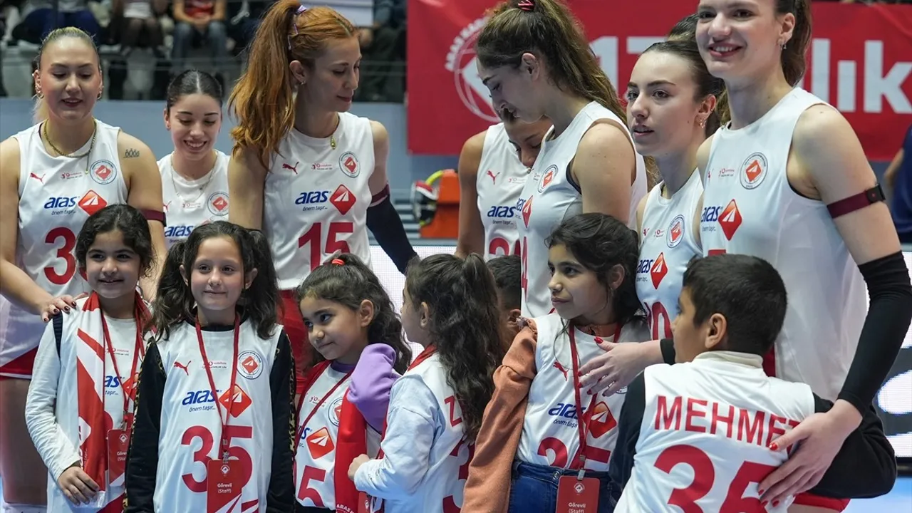 Kırıkhanlı Çocuklardan Voleybol Heyecanı