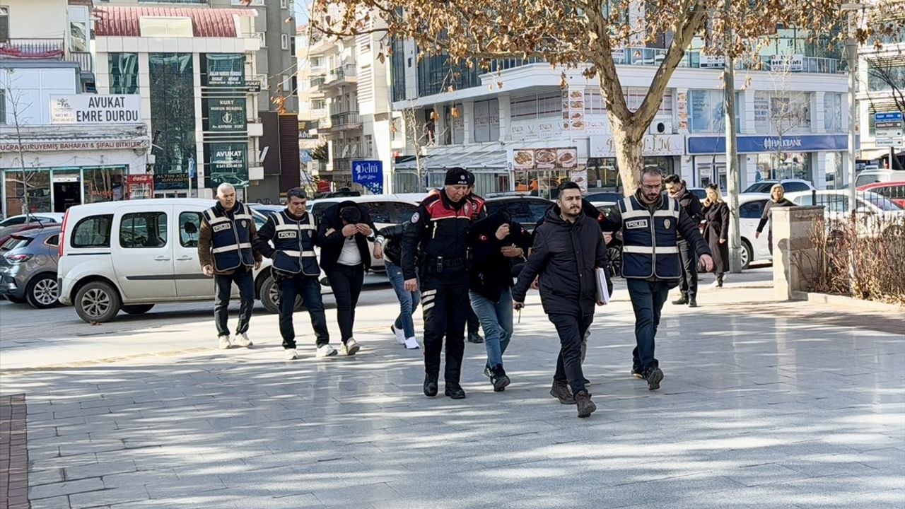 Kırşehir'de Dolandırıcılık Operasyonunda Tutuklama Sayısı 5'e Yükseldi