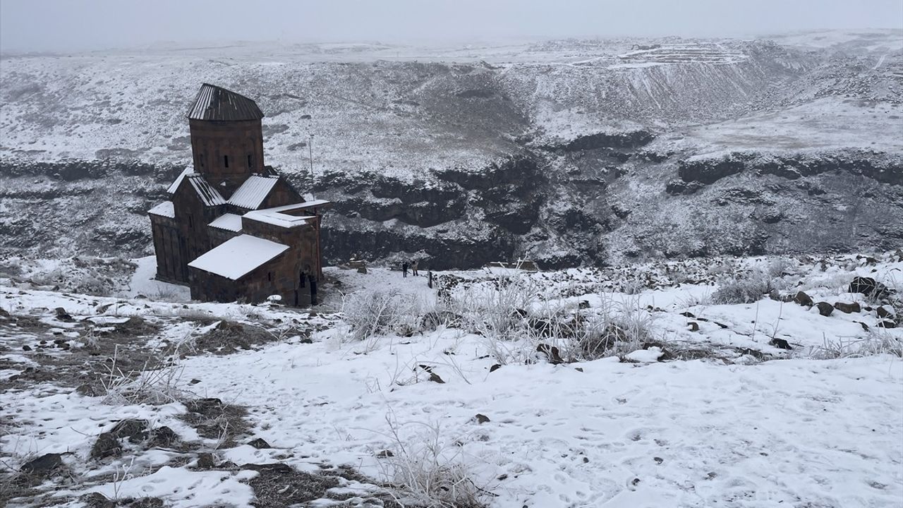 Kış Güzelliğiyle Ani Ören Yeri