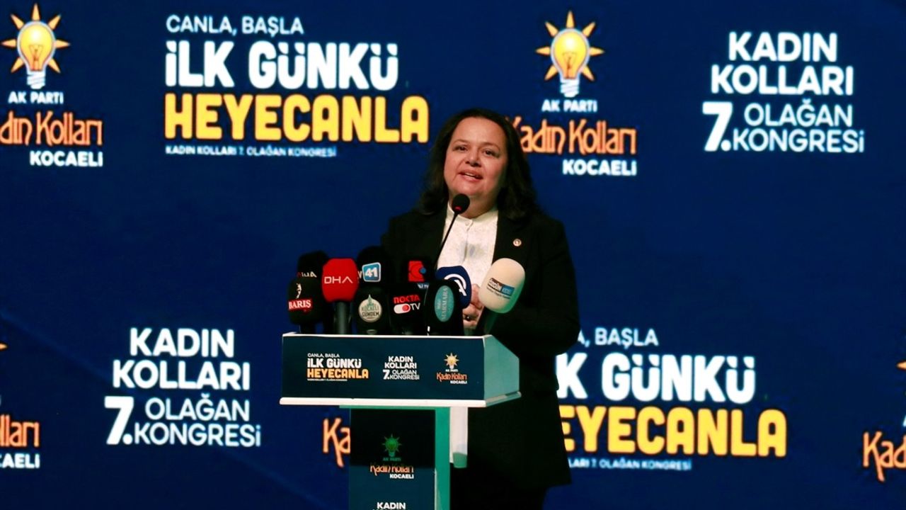 Kocaeli'de AK Parti Kadın Kolları Kongresi Gerçekleşti