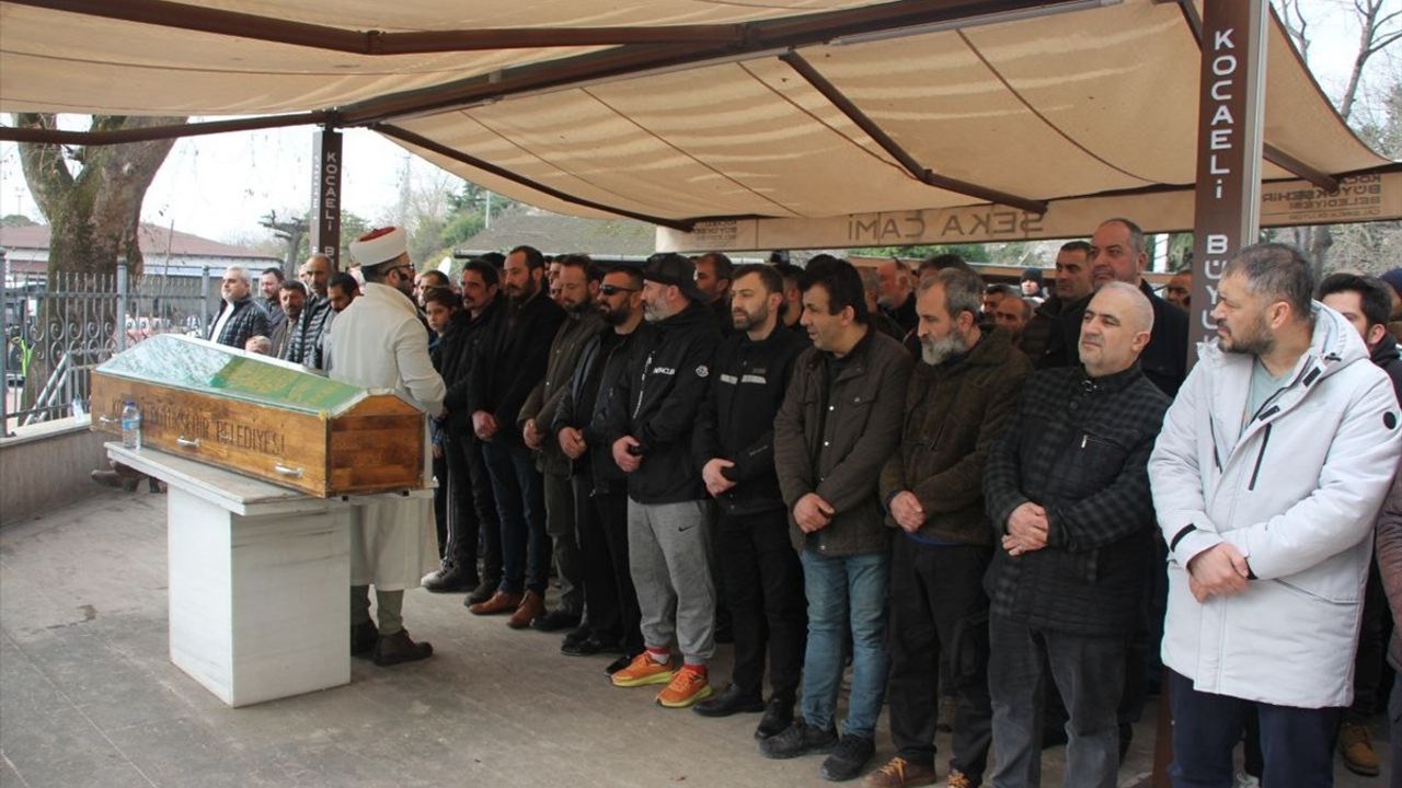 Kocaeli'de Taksici Cinayeti: Zanlı Tutuklandı