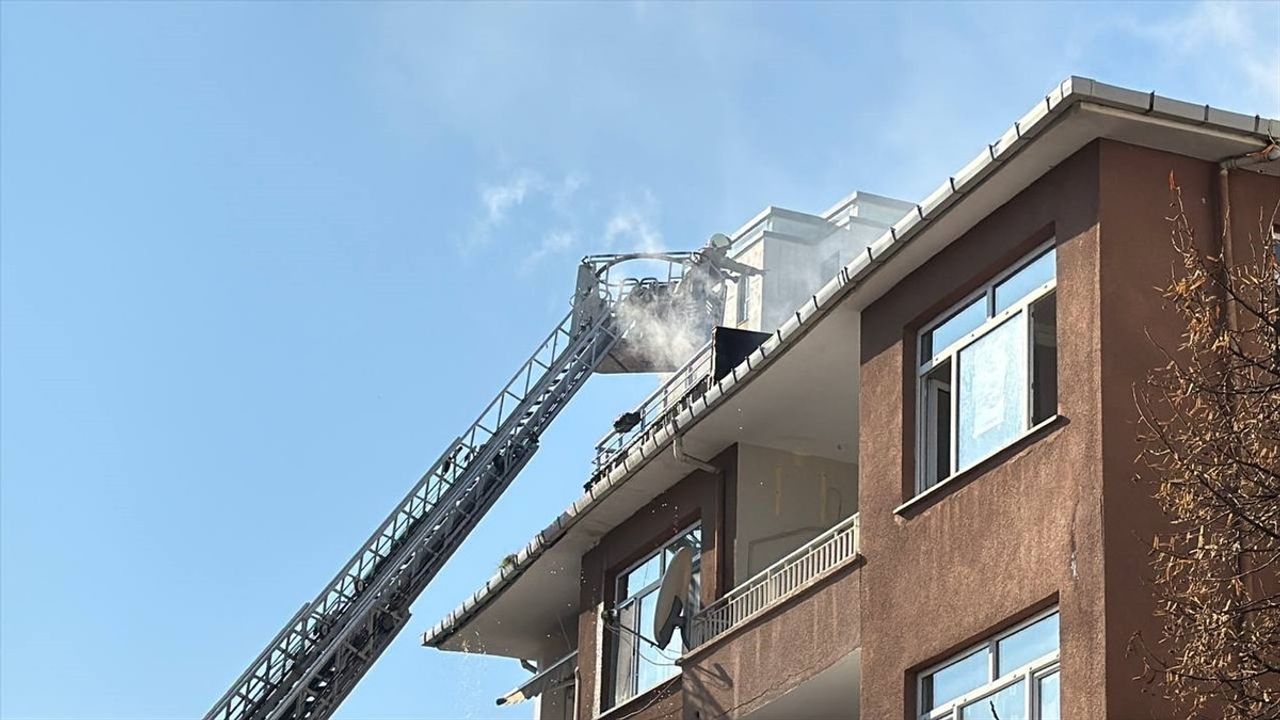 Maltepe'deki Yangında Yaşlı Kadın Hayatını Kaybetti