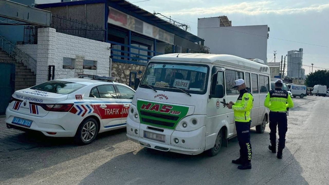 Mersin'de Trafik Denetimlerinde 597 Araç Men Edildi