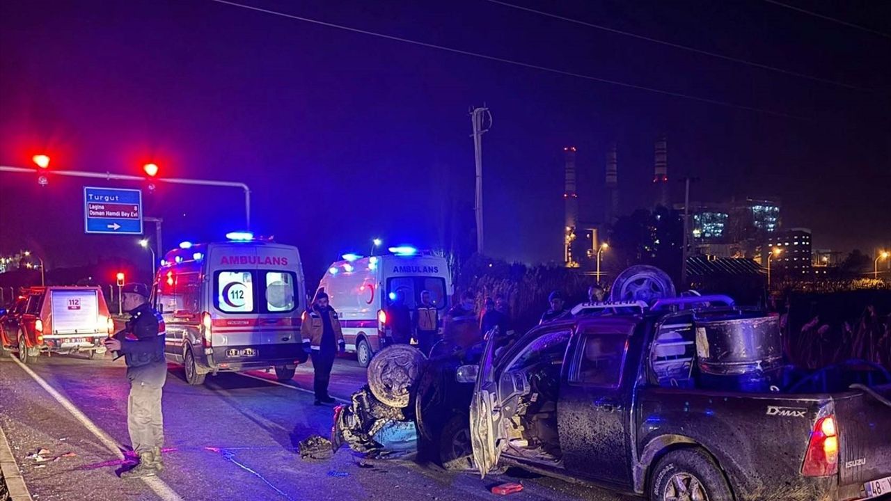 Muğla'da Trafik Kazası: 2 Ölü, 2 Yaralı