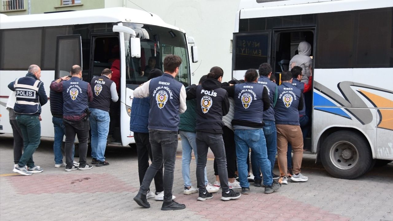 Nevşehir'de Dev Dolandırıcılık Çetosuna Operasyon: 56 Gözaltı