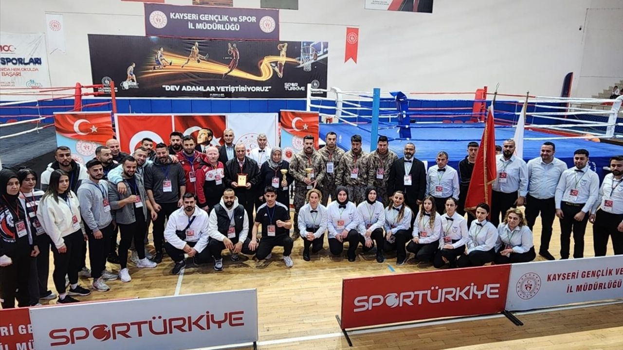 Nuri Yazanel Muaythai Şampiyonası Kayseri'de Tamamlandı