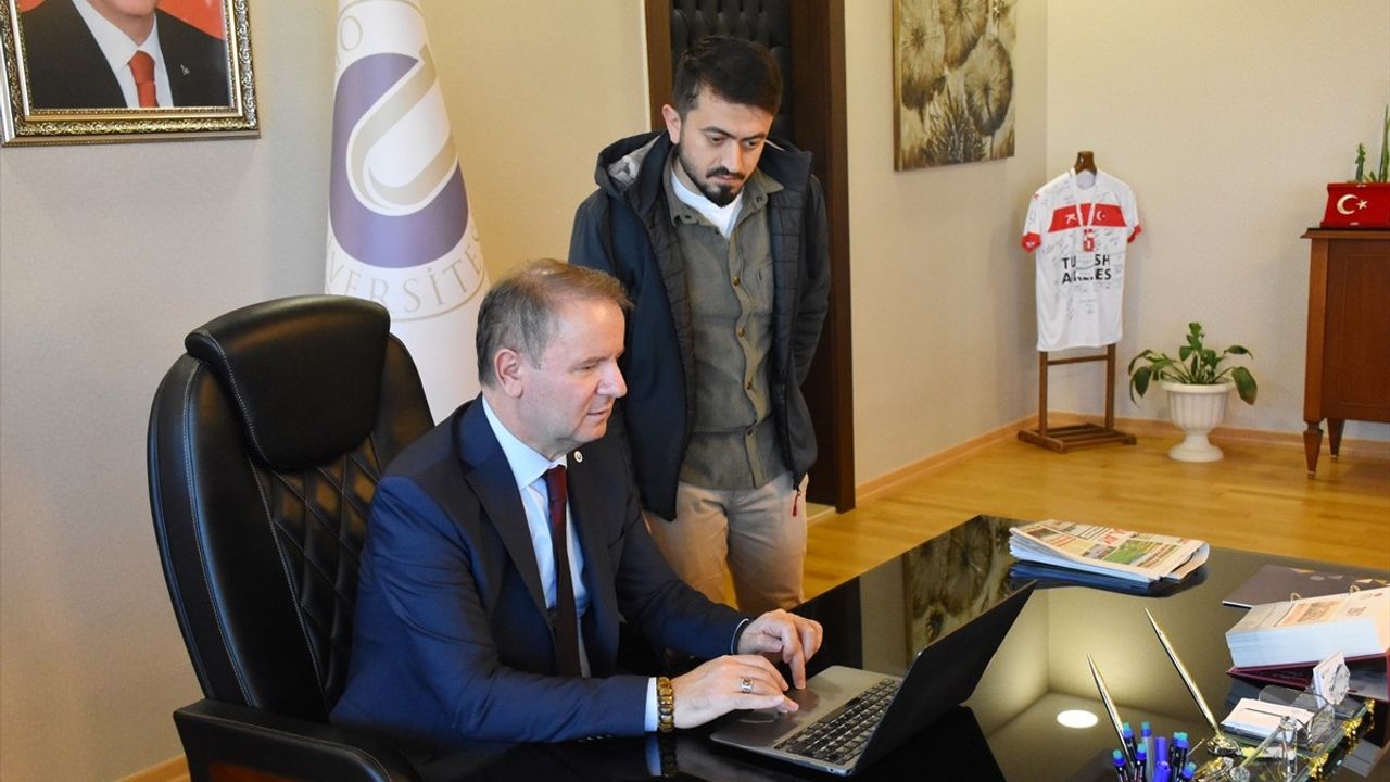 Ordu Üniversitesi Rektörü Prof. Dr. Orhan Baş, Yılın Kareleri Oylamasında