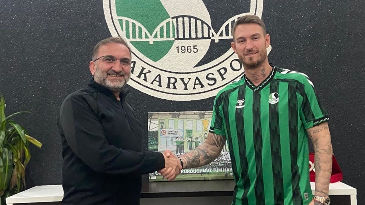 Sakaryaspor, Ömer Şişmanoğlu'nu Transfer Etti